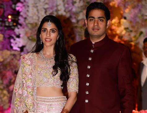 isha ambani wife